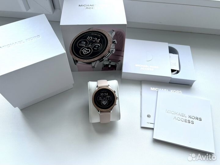 Смарт часы Michael kors