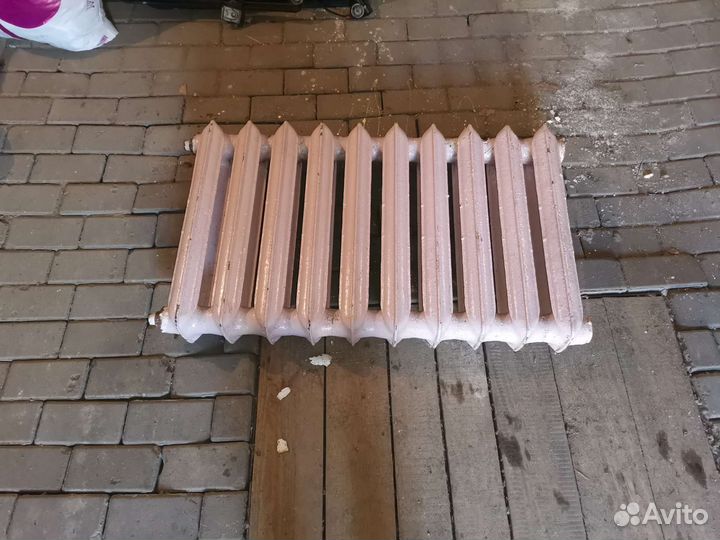 Батарея чугунная