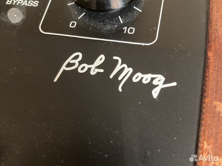 Гитарная педаль Moog Bob Moog 12 Stage Phaser