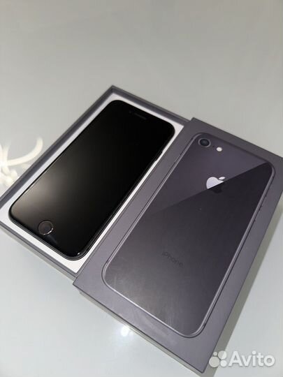 iPhone 8 64 GB(space grey)