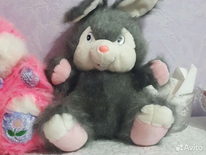 Большой плюшевый заяц символ 2023года