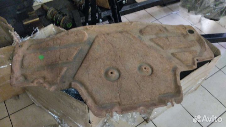 Обшивка капота Infiniti FX, 2007