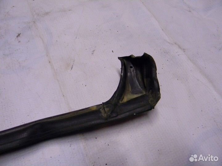 Уплотнитель багажника Berlingo(first) (M59) 2002-2