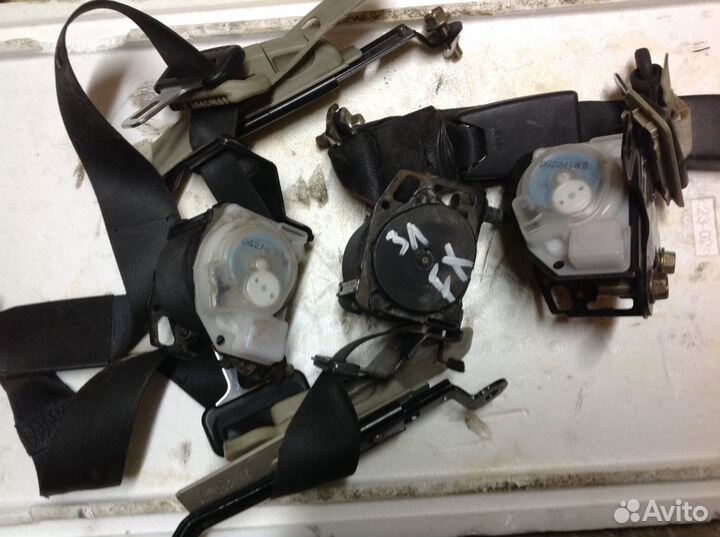 Ремень безопасности задний Infiniti fx35 fx45 s50