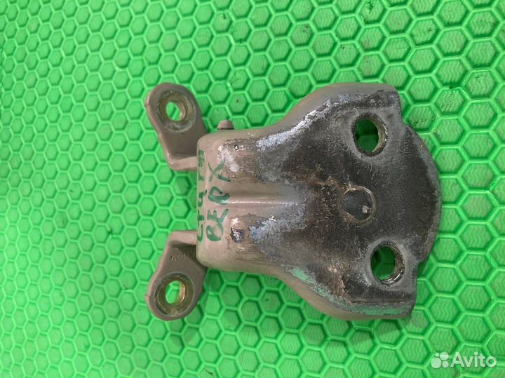 Петля двери верхняя передняя правая Honda Pilot