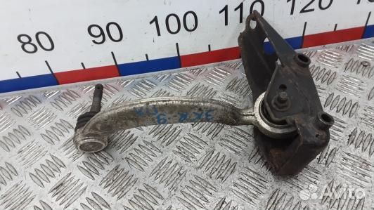 Рычаг передний верхний правый lexus LS 4 (3KR09O60