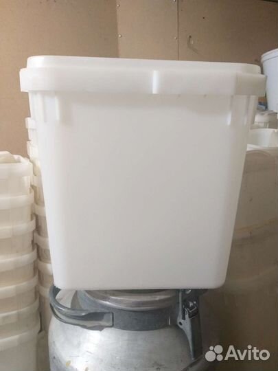 Пластиковая тара б/у