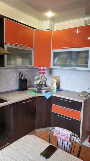 3-к. квартира, 65 м², 6/9 эт.