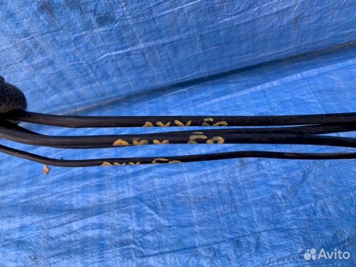 Трубки топливопровода правые Toyota Camry AVV50