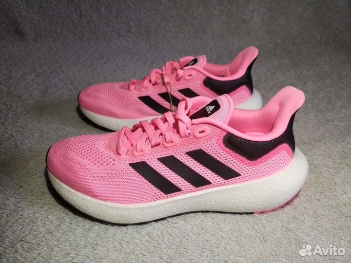Кроссовки Adidas Pureboost 22W