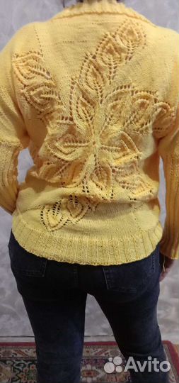 Свитер 