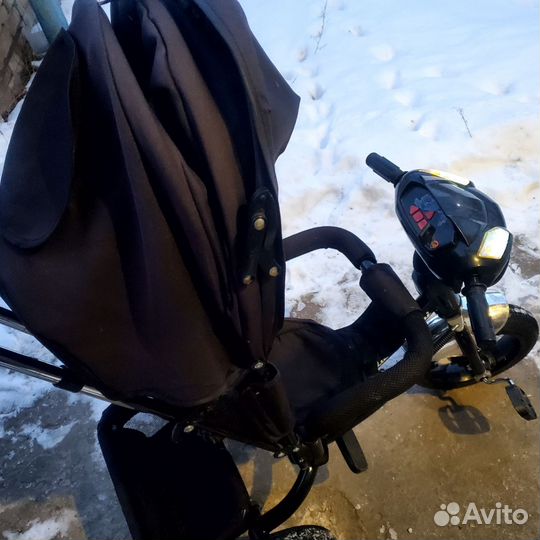 Трехколесный велосипед