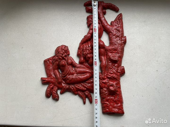 Выжившие металл панно ретро