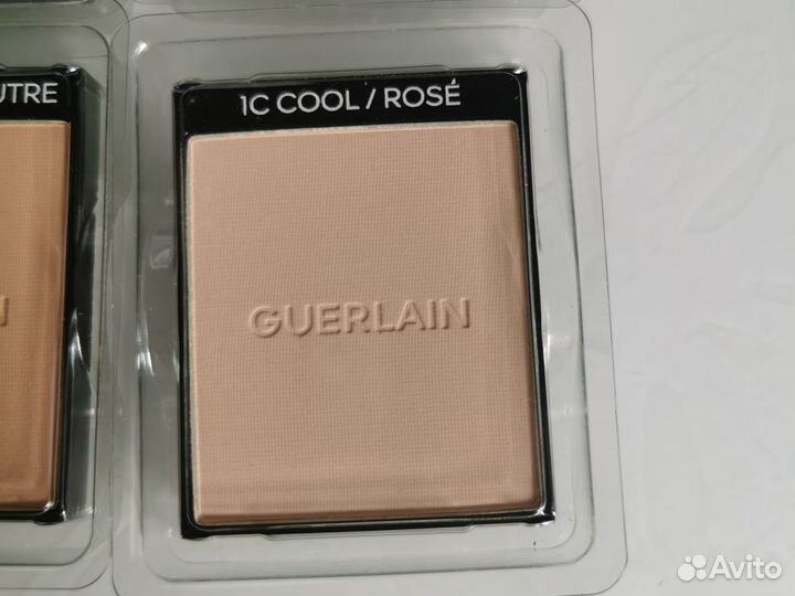 Guerlain parure gold skin control Пудра
