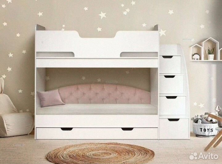 Детская двухъярусная кровать с лестницей комодом