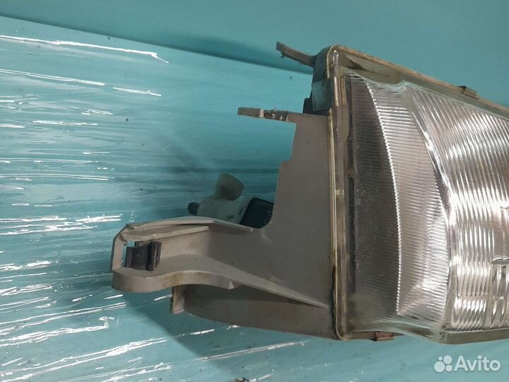 Правая фара Daewoo Nexia