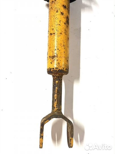 Стойки передние Audi А4 Б5