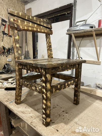 Стул под старину ручной работы