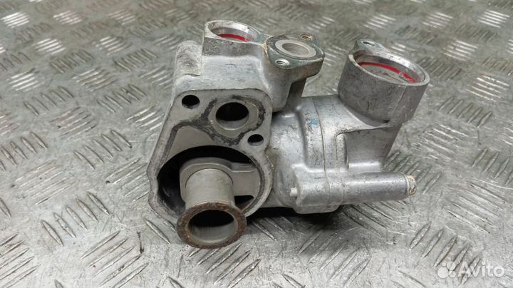 Корпус термостата Cadillac Cts 2