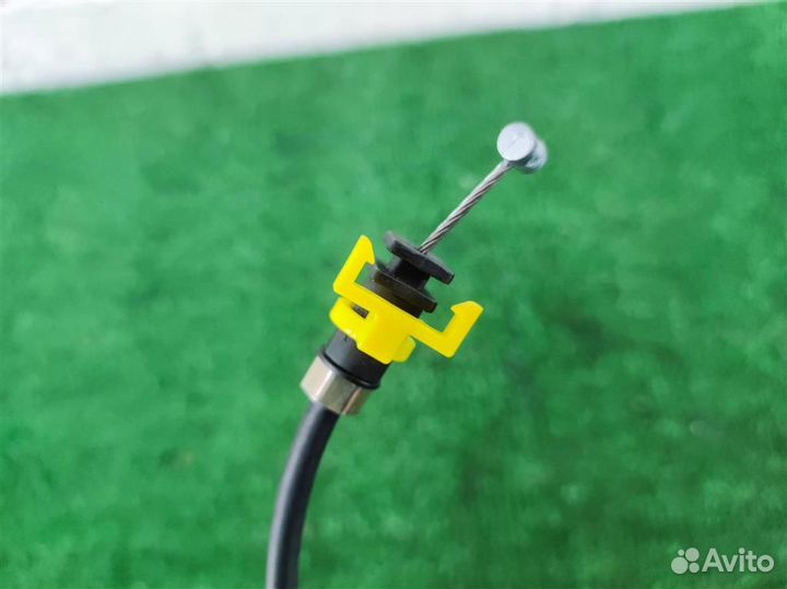 Замок крышки багажника Volvo XC90 2006