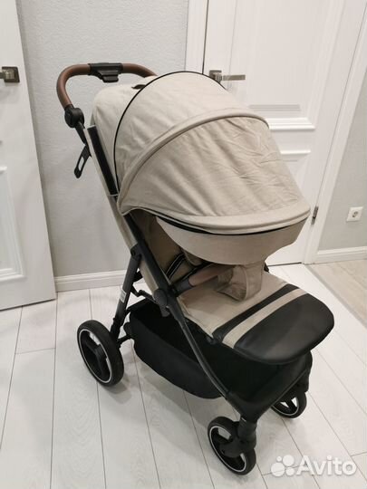 Коляска babyton