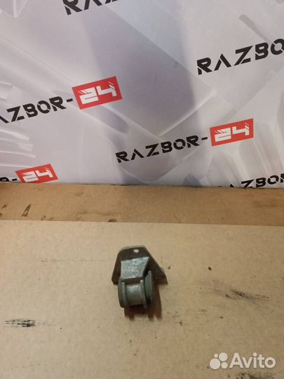 Кронштейн (крепление) радиатора MAN TGX 2008