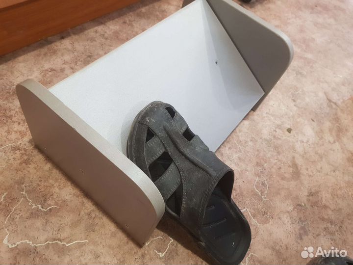 Подставка для ног, регулируемая из лдсп