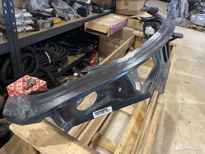 Задняя панель corvette c8