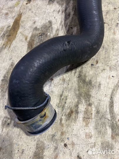 Патрубок радиатора Mercedes-Benz C-Class W203