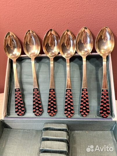 Серебрянные ложки. Комплект 916 проба Новые