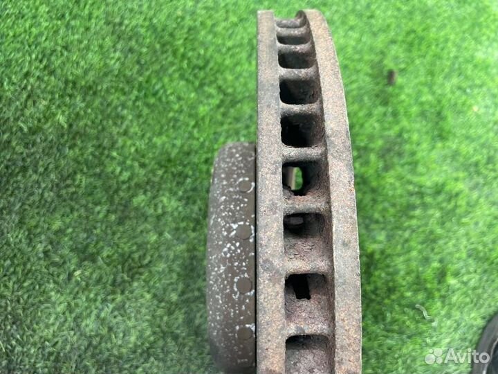 Диск тормозной передний правый Bmw 5Gt F07 N57D30