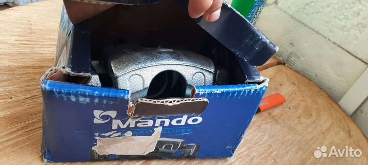 Передний правый суппорт Solaris ex581901ra00