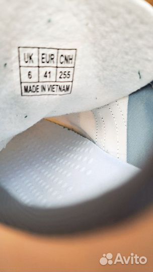 Кроссовки adidas