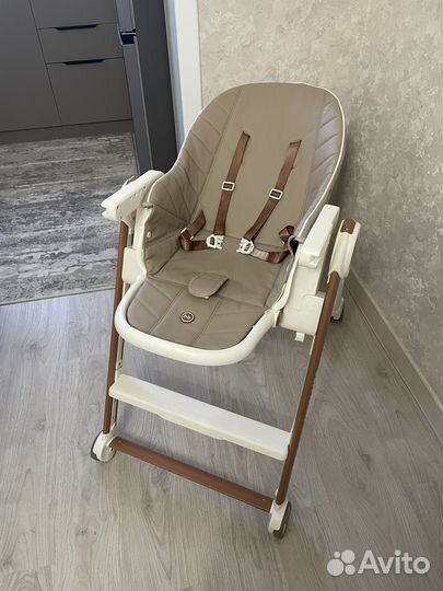 Детский стульчик для кормления happy baby berny V2