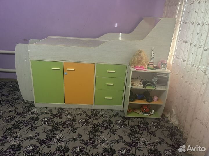 Кровать чердак