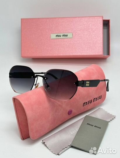 Солнцезащитные очки miu miu