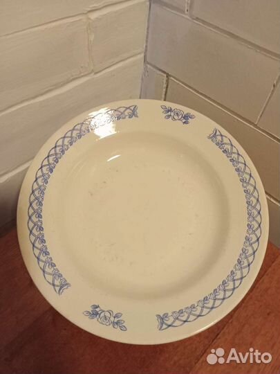Тарелки СССР разные