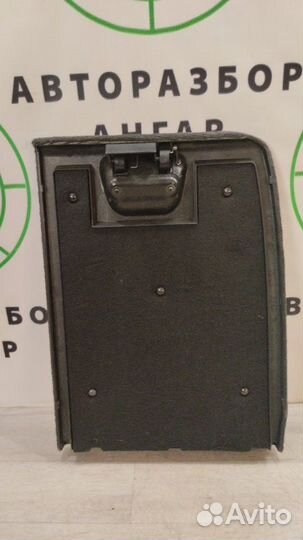 Обшивка багажника задняя левая Bmw X5 E53 SVA