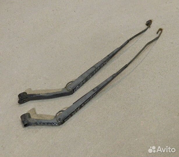 Поводок дворников Mitsubishi Colt 5