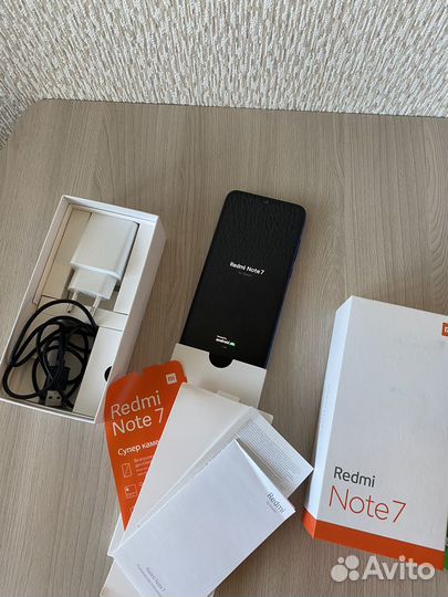 Телефон Xiaomi redmi note 7