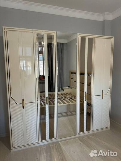 Спальный гарнитур. Доставка