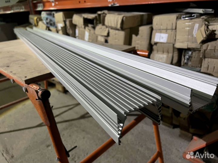 Алюминиевый профиль для светодиодной ленты прямой