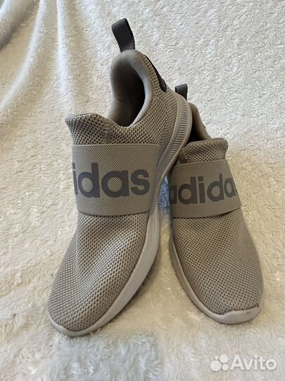 Adidas кроссовки р42