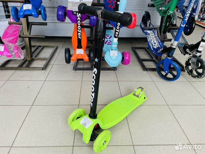 Самокат детский трехколесный до 60 кг