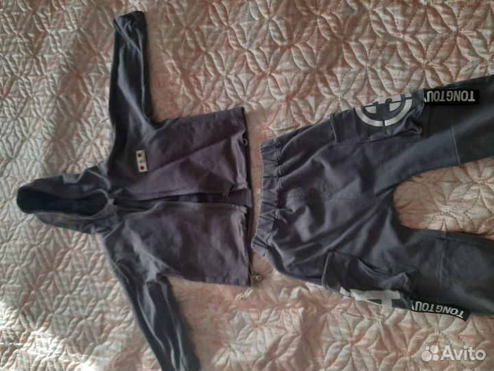 Продам костюм на мальчика