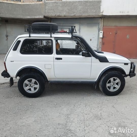 LADA 4x4 (Нива) 1.7 МТ, 1998, 21 000 км