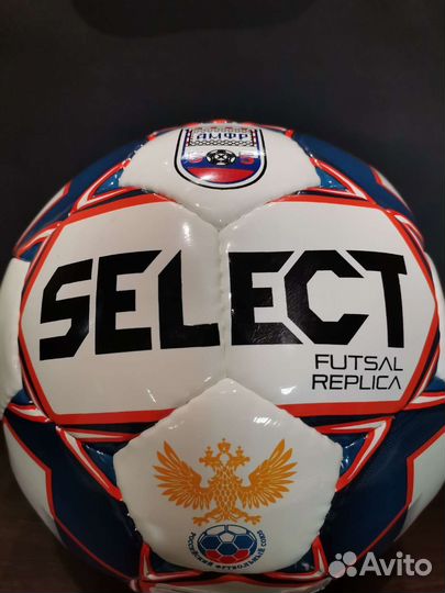 Футбольный мяч Select