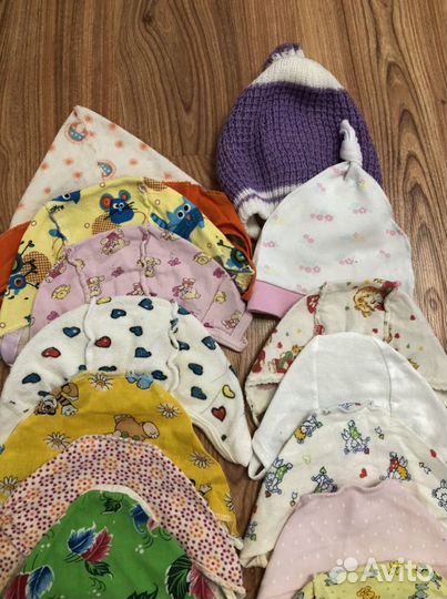 Чепчики/шапочки пакетом цена за все
