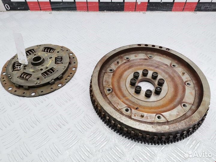 Маховик (демпфер сцепления) для Audi A6 C5