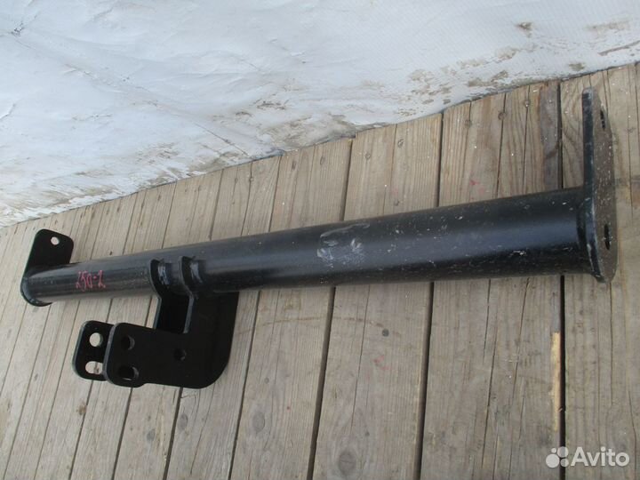 Тягово-сцепное устройство Mitsubishi Outlander